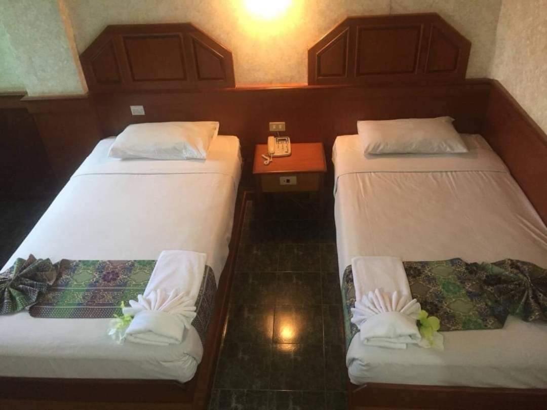 Sakol Grand Palace Hotel Sakon Nakhon Extérieur photo