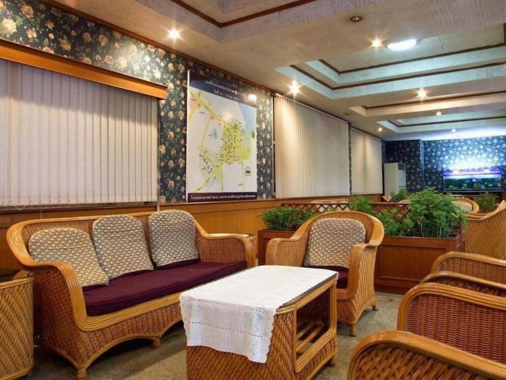 Sakol Grand Palace Hotel Sakon Nakhon Extérieur photo