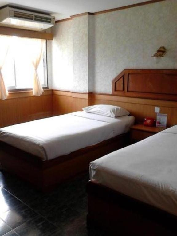 Sakol Grand Palace Hotel Sakon Nakhon Extérieur photo